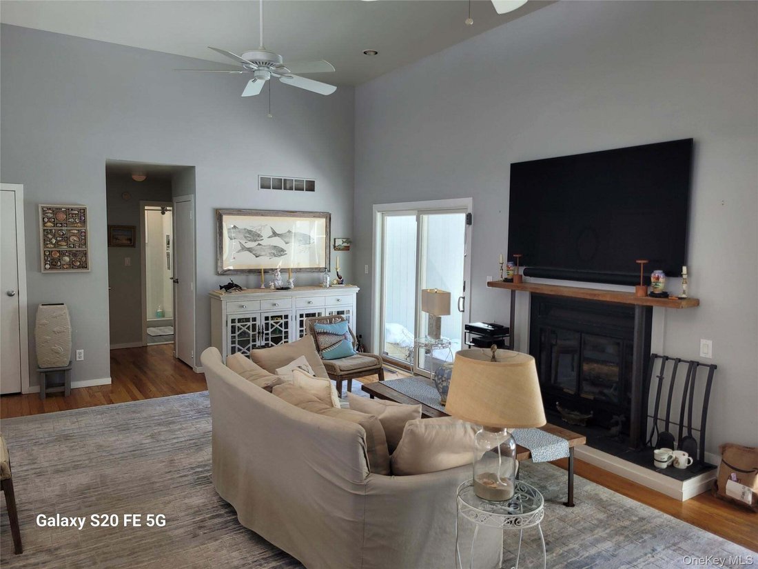 House in Hampton Bays, New York, United States 4 - 18928484