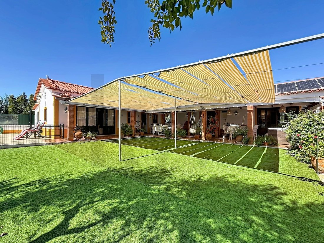 Townhouse in Povoa da Isenta, Santarem District, Portugal 3 - 18497534