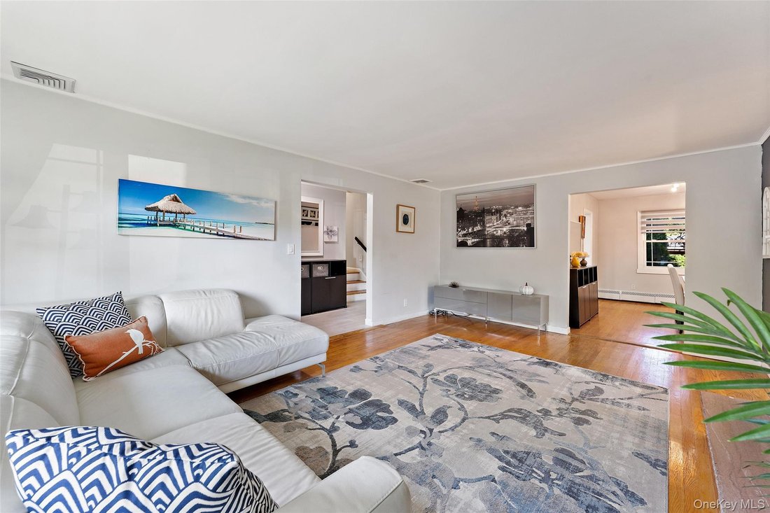 House in Yonkers, New York, United States 5 - 18928489