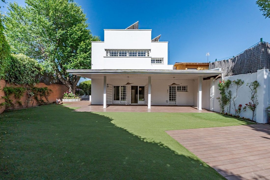 Villa in Fuencarral-El Pardo, Madrid, Spain 3 - 18928779
