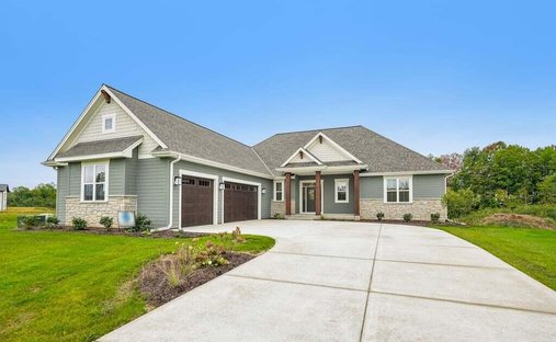 House in Menomonee Falls, Wisconsin, United States 1