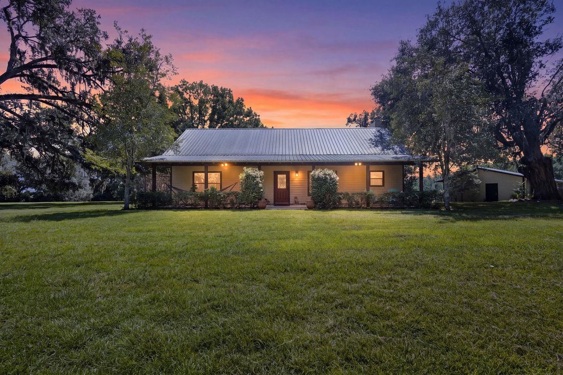 House in Madison, Florida, United States 3 - 18928213