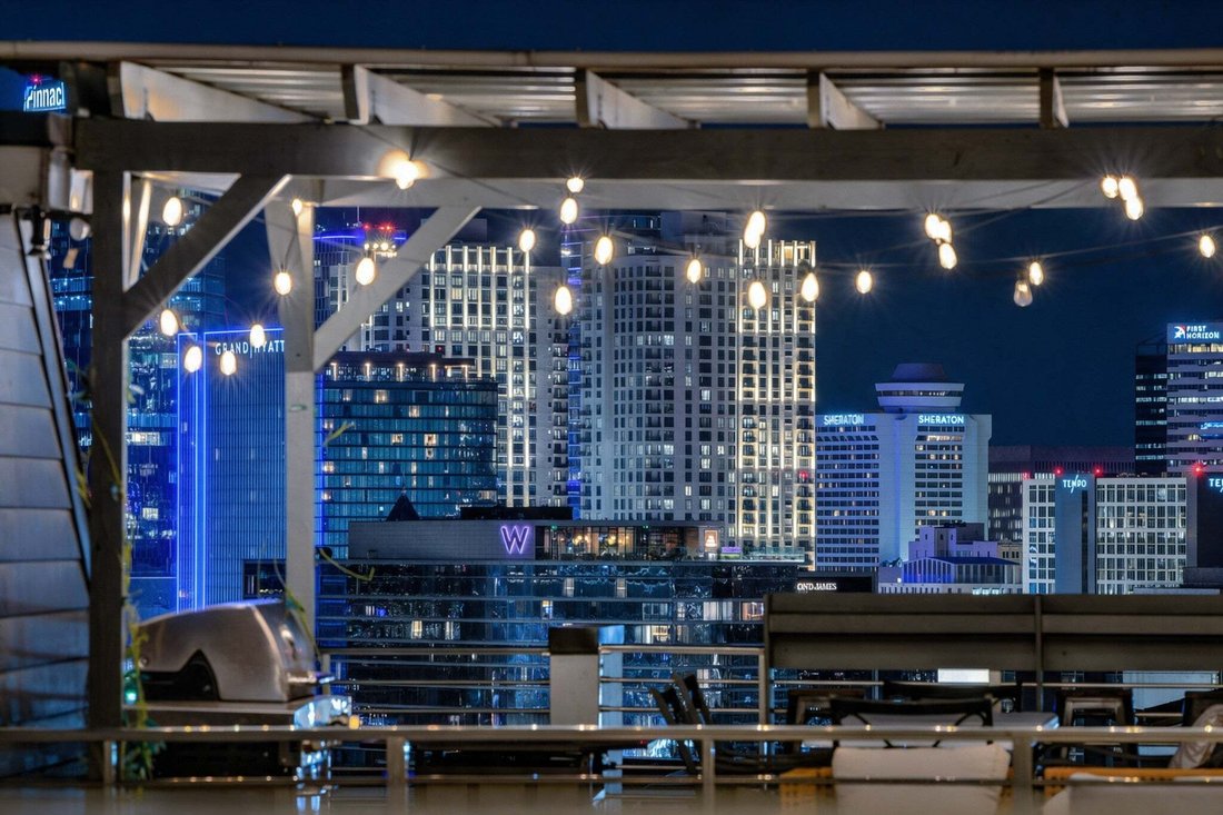 Co Op in Nashville, Tennessee, United States 5 - 18928295