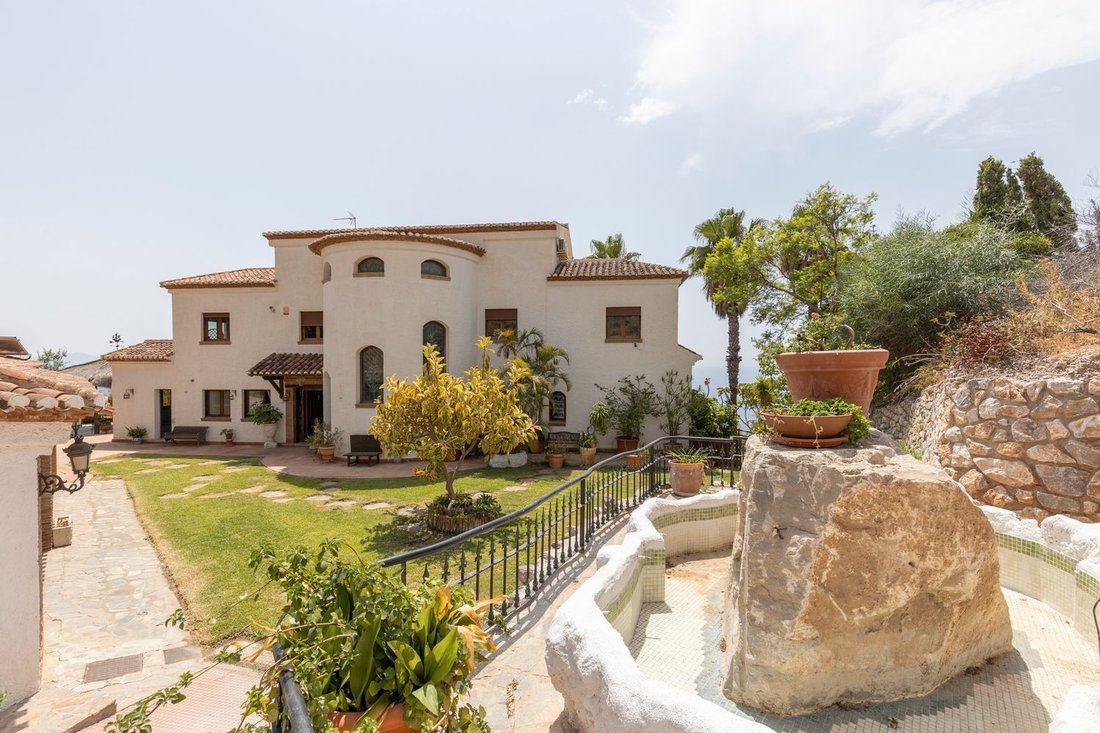 Villa in Salobrena, Andalusia, Spain 2 - 18928451