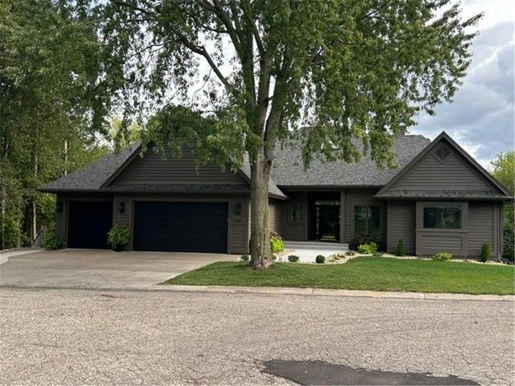 House in New Richmond, Wisconsin, United States 1 - 18928186