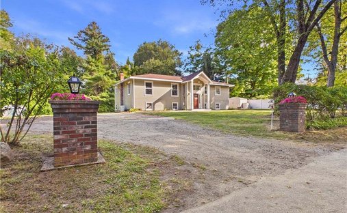 House in Scituate, Rhode Island, United States 1
