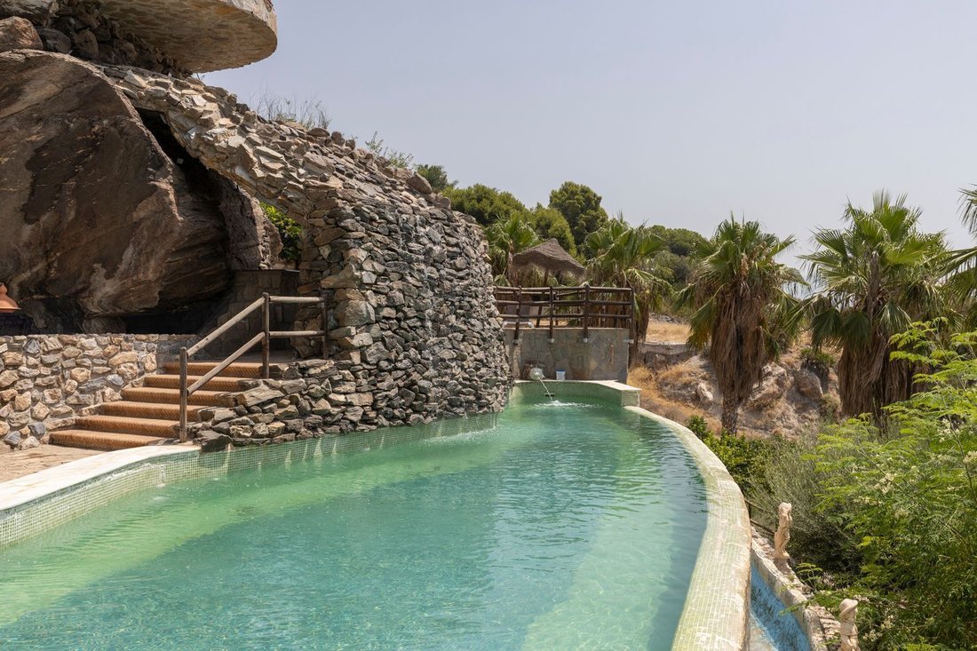 Villa in Salobrena, Andalusia, Spain 3 - 18928451