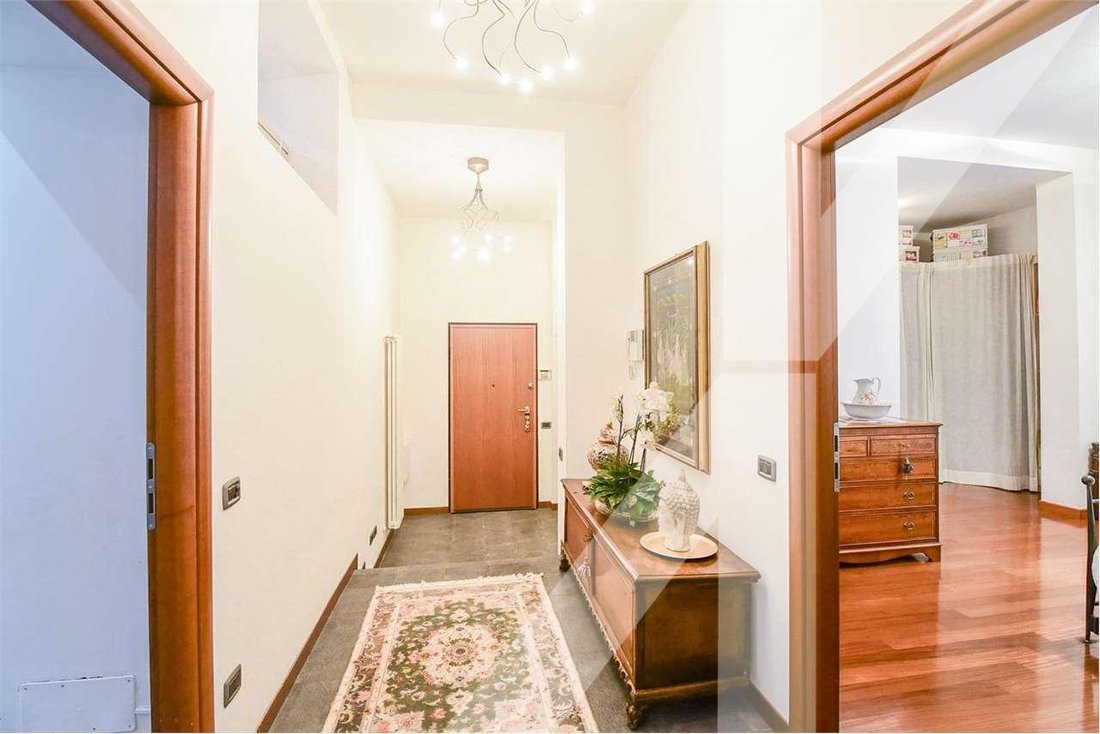 Apartment in Centro Storico, Como, Lombardy 5 - 15411745