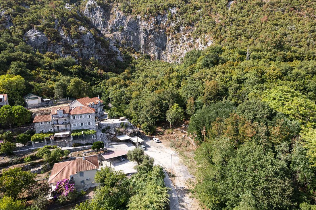 Land in Strp, Kotor Municipality, Montenegro 1 - 18928578