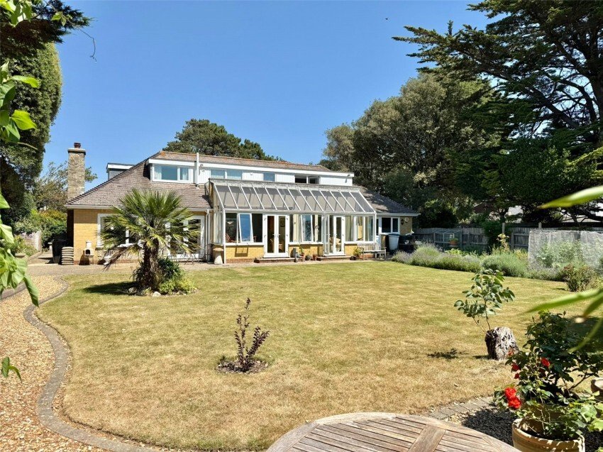 House in England 2 - 18928907