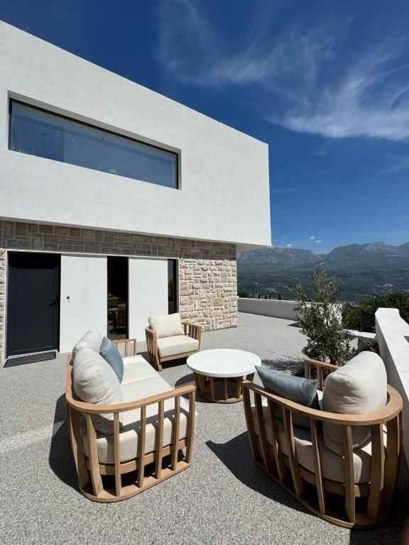 Villa in Herceg Novi, Herceg Novi Municipality, Montenegro 1 - 18430130