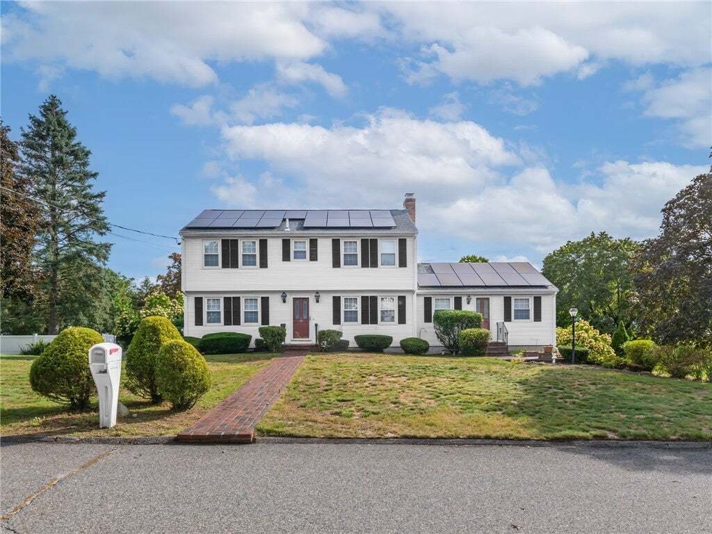 House in Cumberland, Rhode Island, United States 1 - 18928248