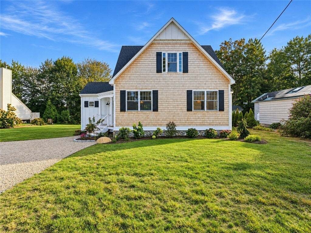 Charlestown, Rhode Island, United States 4 - 18928241