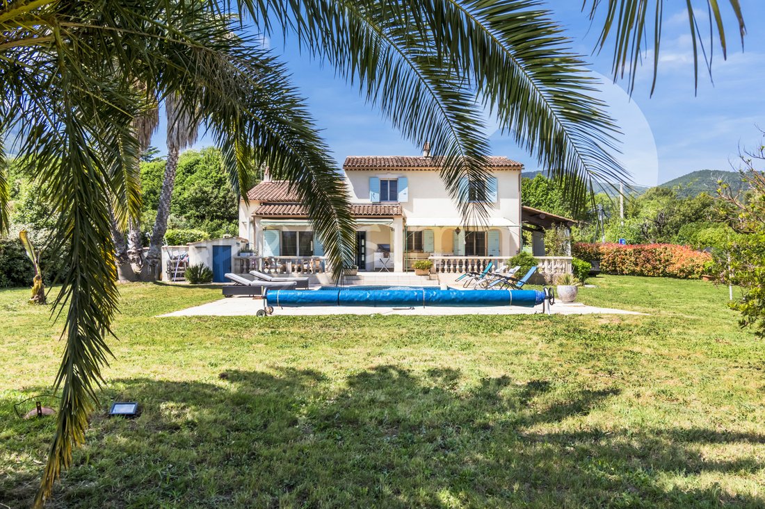 House in Solliès-Toucas, Provence-Alpes-Côte d'Azur, France 1 - 18929149