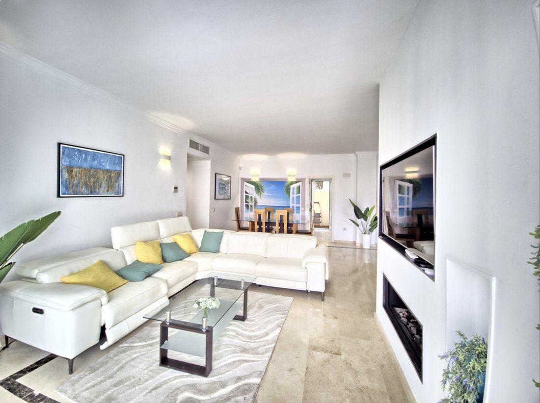Apartment in Puerto De Cabopino, Elviria-Cabopino, Marbella 2 - 18929372