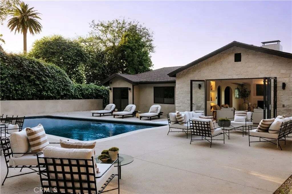 House in Los Angeles, California, United States 1 - 18928612