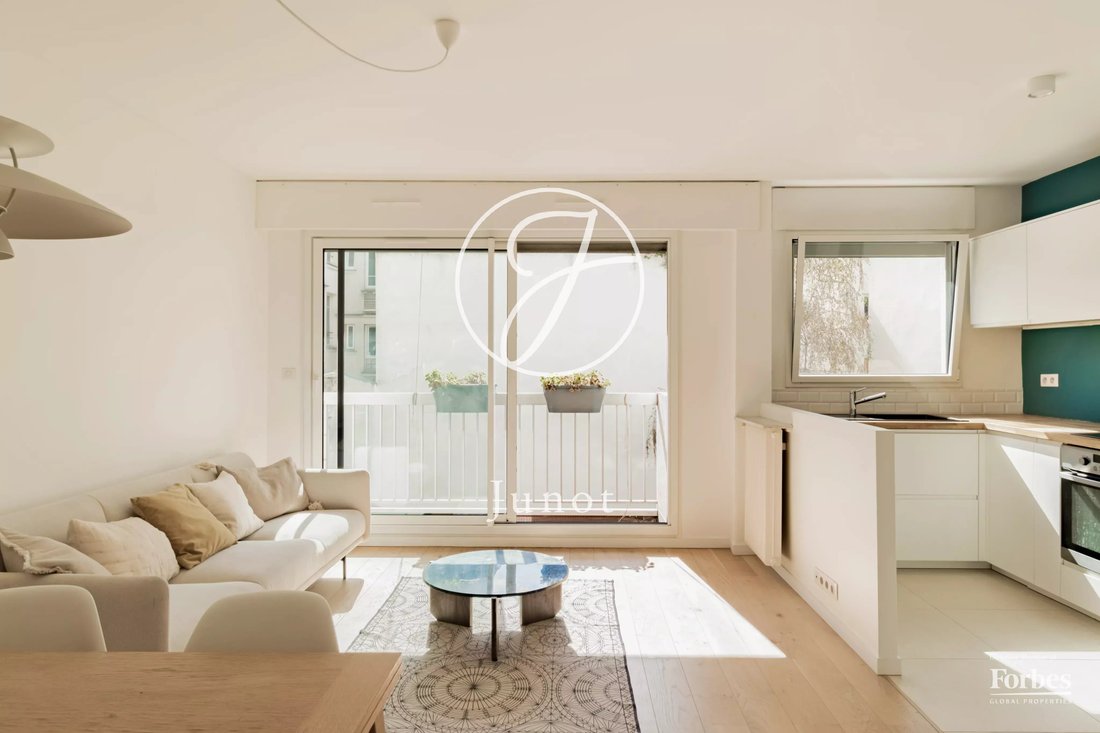 Apartment in Batignolles-Cardinet, Paris 17e Arrondissement, Paris 3 - 18928853