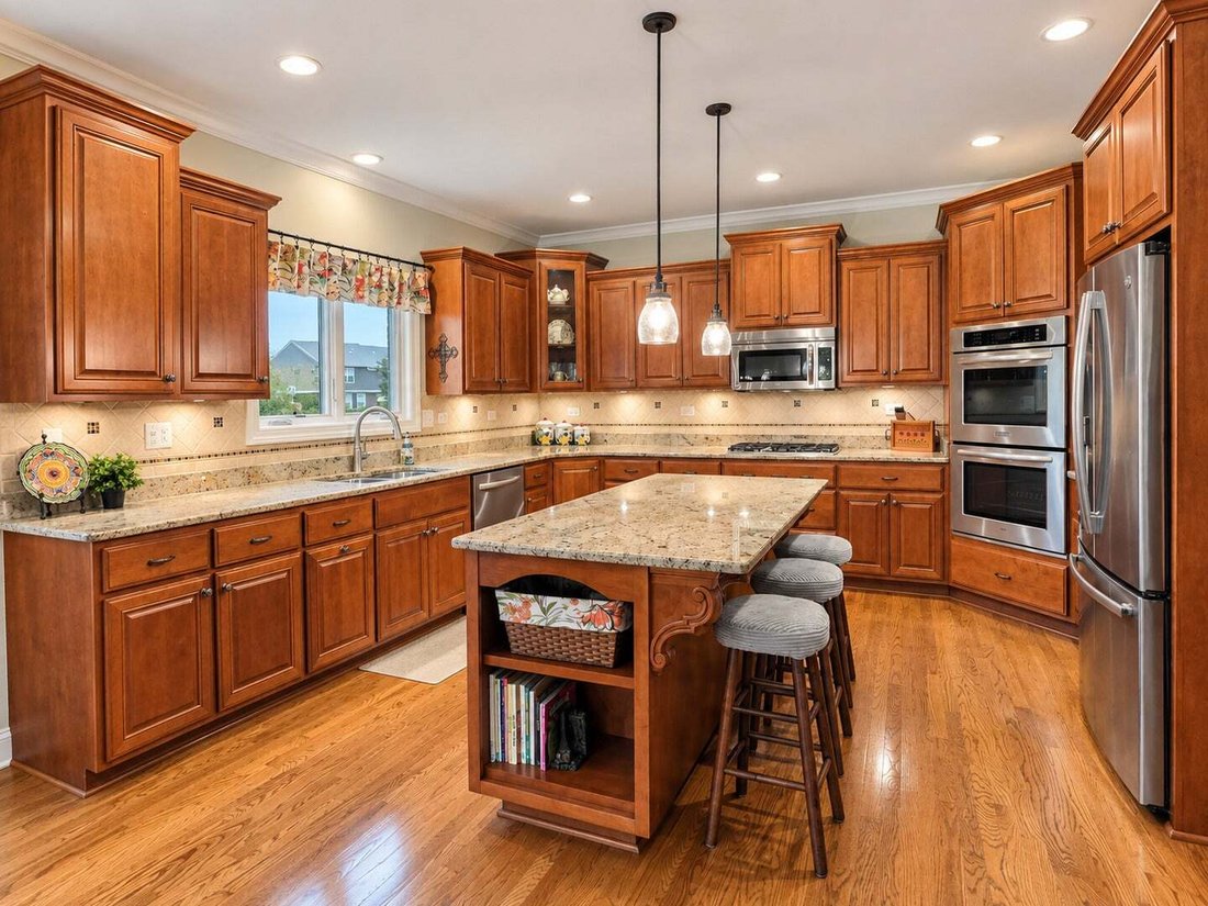 House in New Lenox, Illinois, United States 2 - 18928696