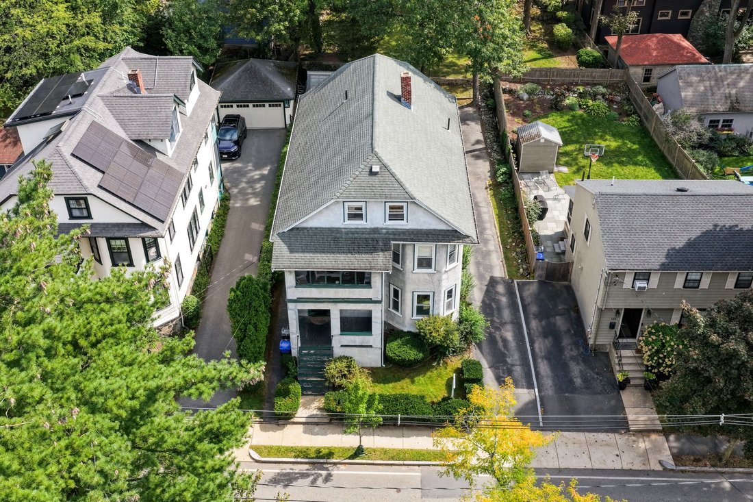 Apartment in Arlington, Massachusetts, United States 4 - 18929529