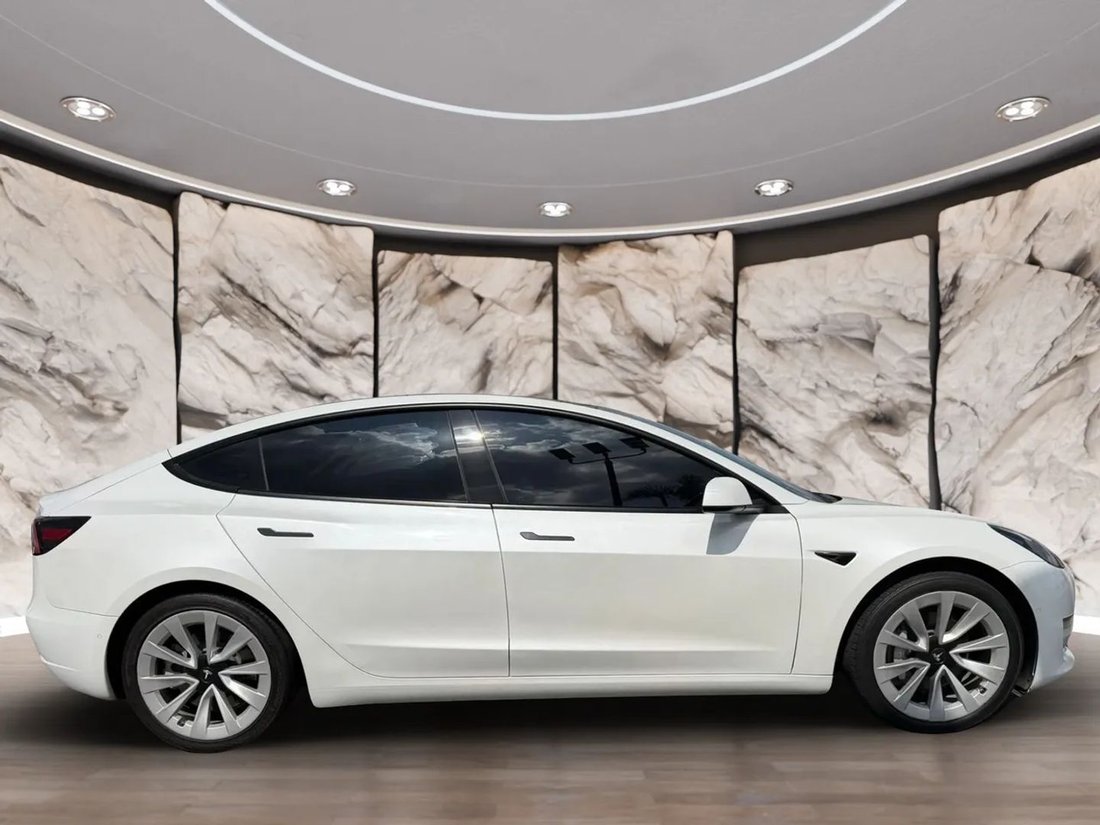 Sedan in Ontario, CA, United States 4 - 18928966