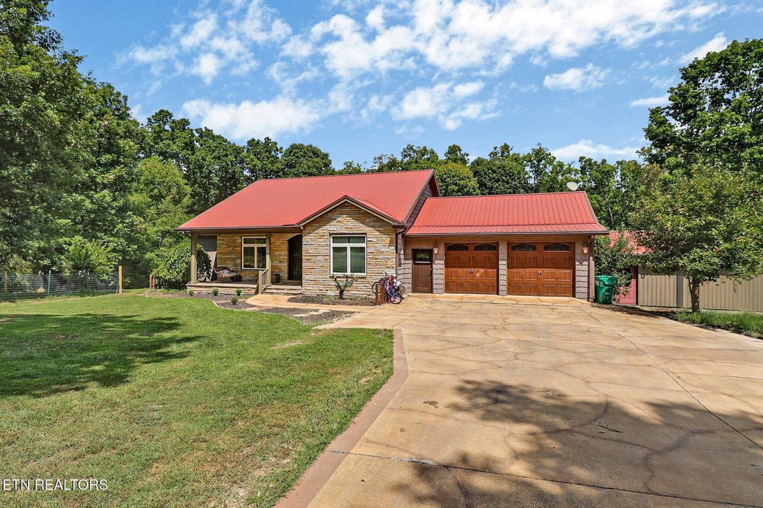 House in Crossville, Tennessee, United States 3 - 18929618