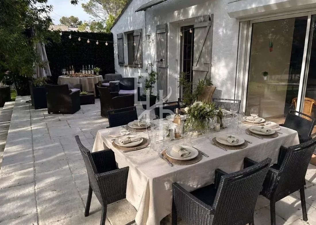 House in Mougins, Provence-Alpes-Côte d'Azur, France 3 - 18928990