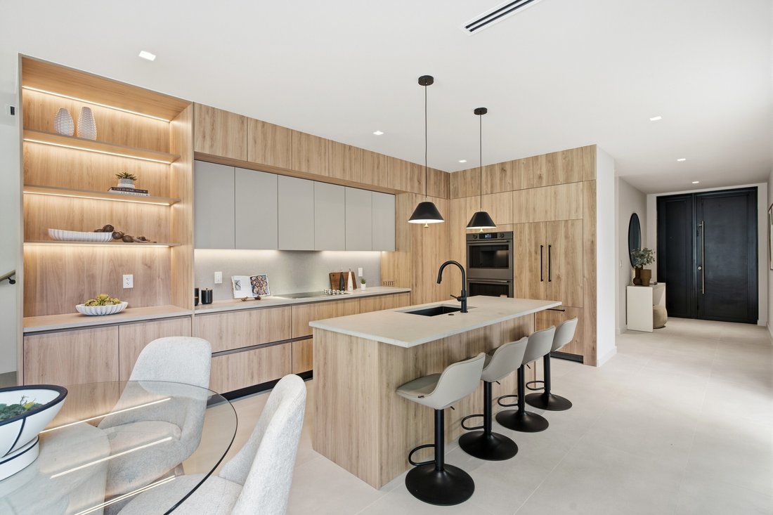 Townhouse in Miami, Florida, United States 2 - 18929514