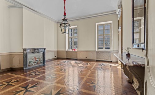 Apartment in Centro, Turin, Piedmont 1