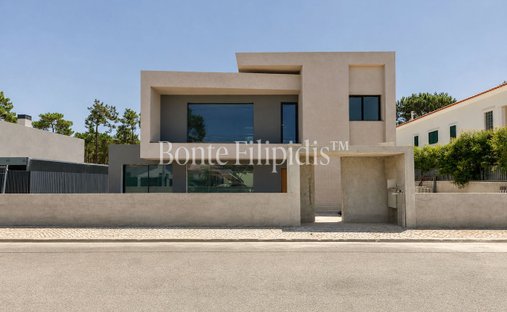 Villa in Corroios, Setubal, Portugal 1
