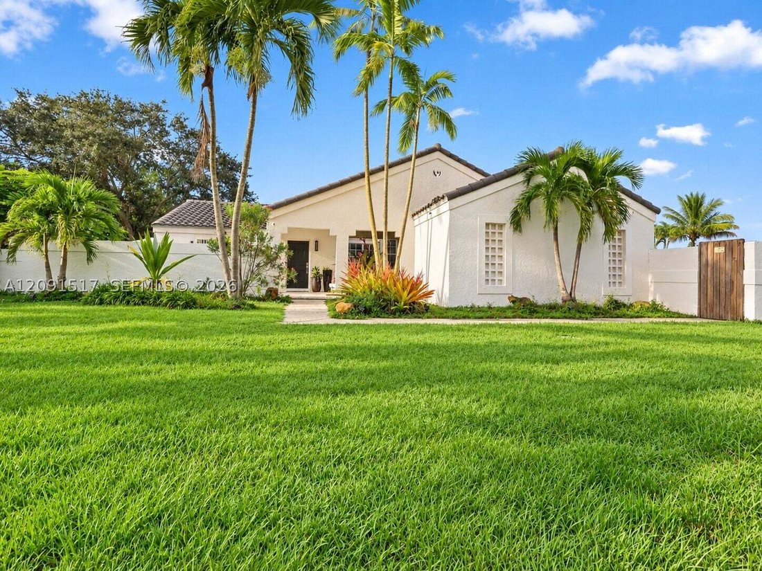 House in Miami, Florida, United States 3 - 18928585