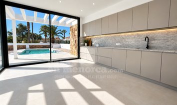 Villa in Ciutadella de Menorca, Balearic Islands, Spain 2