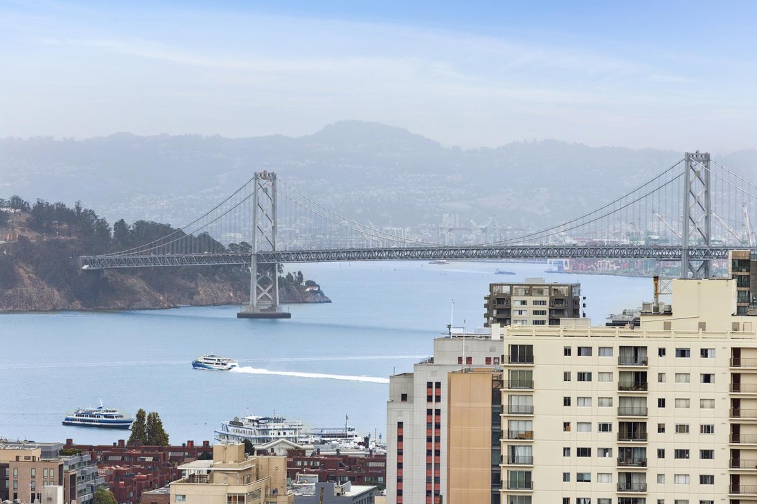 Condo in San Francisco, California, United States 1 - 18929436