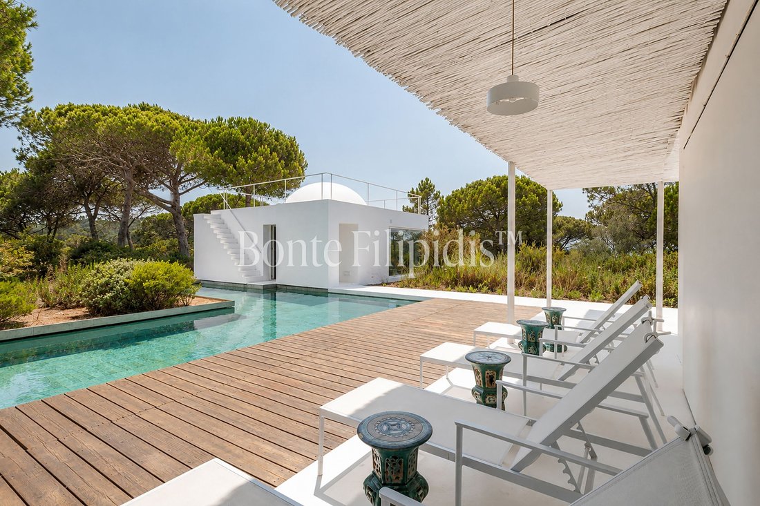Villa in Sesimbra (Castelo), Setubal, Portugal 1 - 18929979