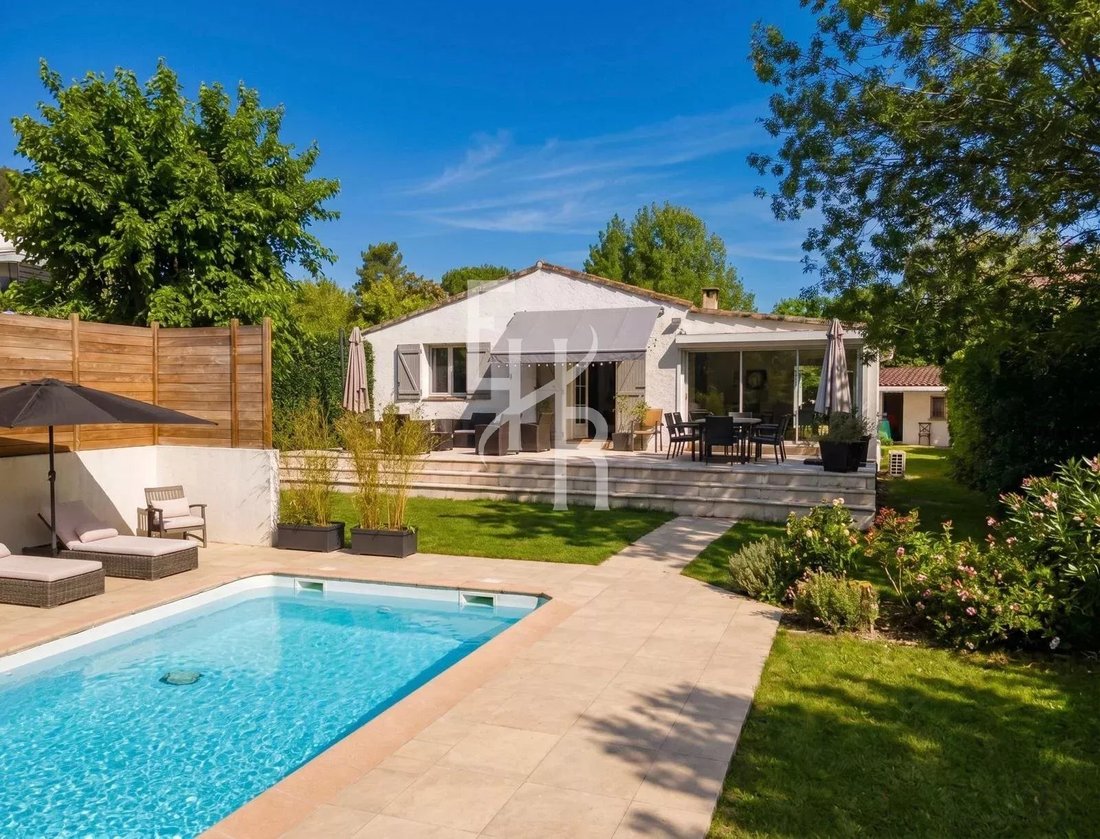 House in Mougins, Provence-Alpes-Côte d'Azur, France 1 - 18928990