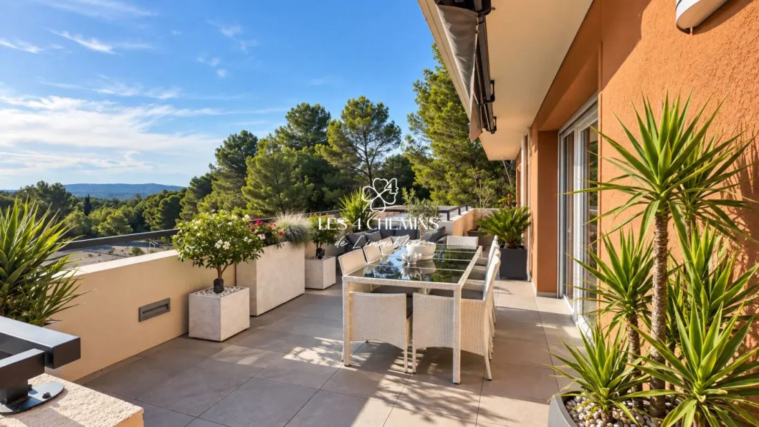 Apartment in Châteauneuf-le-Rouge, Provence-Alpes-Côte d'Azur, France 1 - 18929110