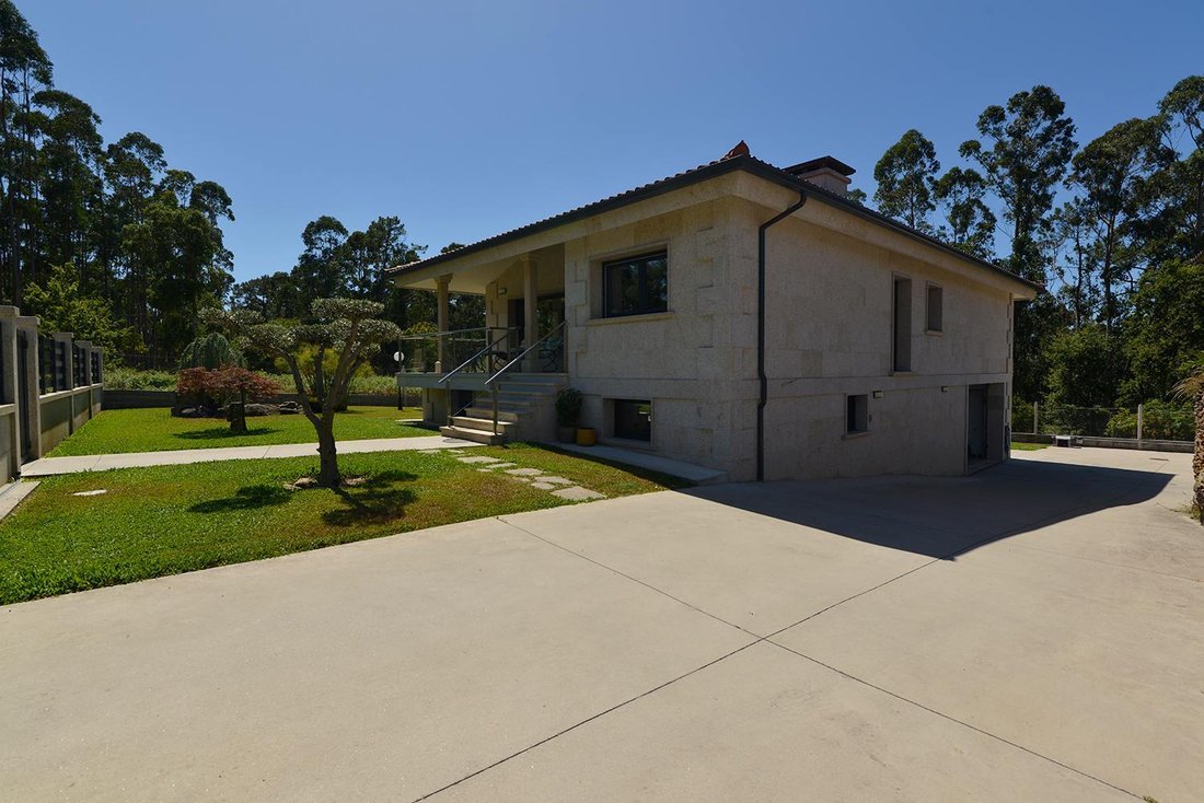 Villa in O Rosal, Galicia, Spain 2 - 18928725