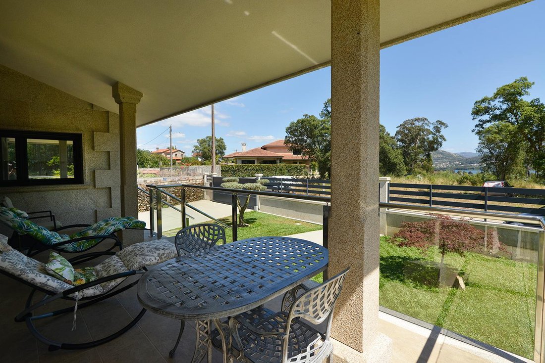 Villa in O Rosal, Galicia, Spain 4 - 18928725