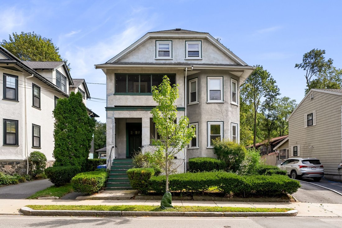 Apartment in Arlington, Massachusetts, United States 3 - 18929529