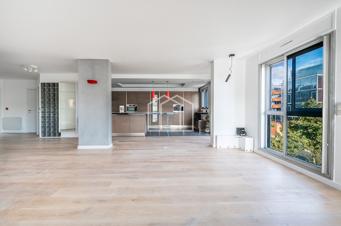 Apartment in Plateau Ouest, Suresnes, France 4 - 18929067
