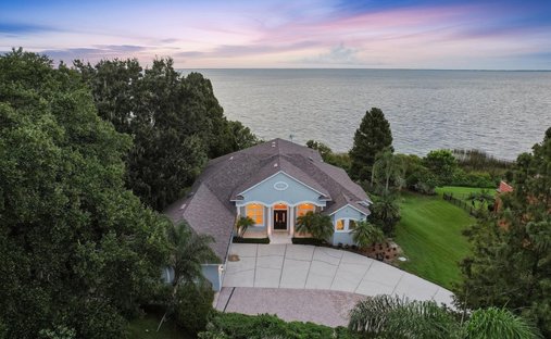 House in Oakland, Florida, United States 1