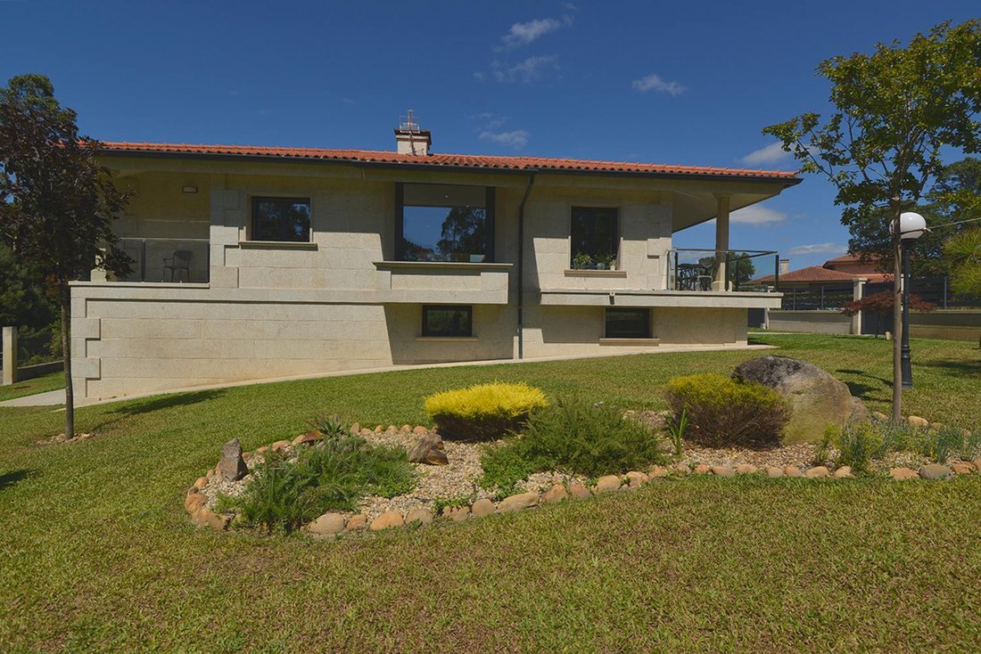 Villa in O Rosal, Galicia, Spain 1 - 18928725