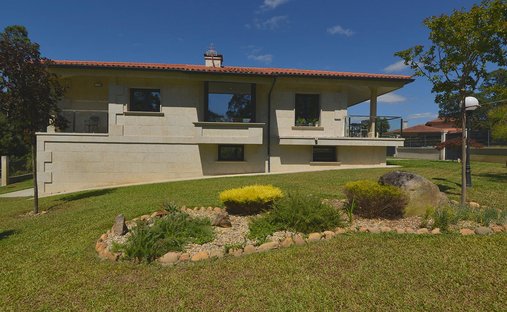 Villa in O Rosal, Galicia, Spain 1