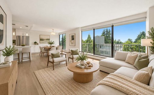 Condo in West Vancouver, British Columbia, Canada 1