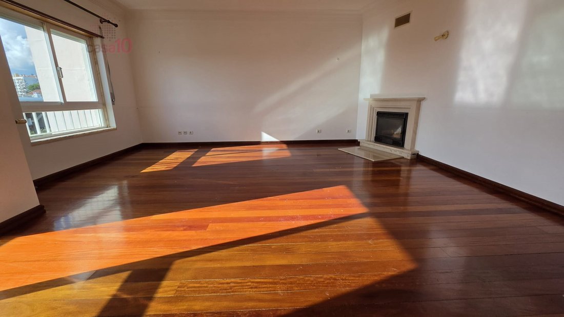 Apartment in Carcavelos e Parede, Lisbon, Portugal 5 - 18929204