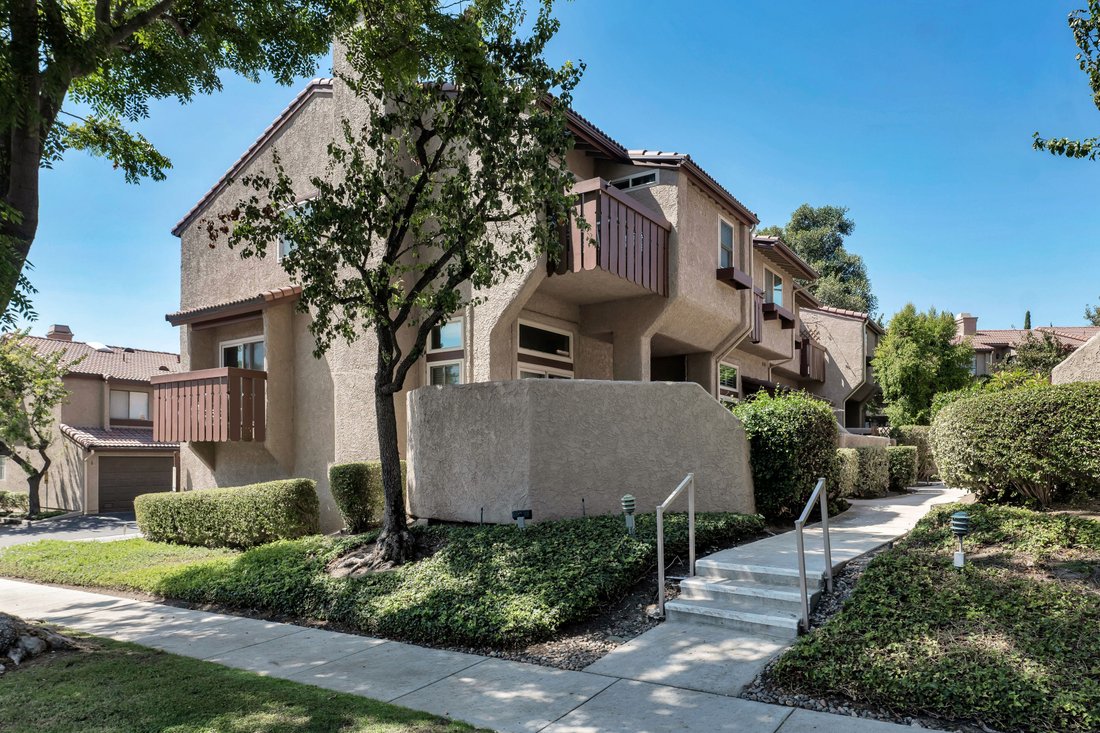Townhouse in Simi Valley, California, United States 1 - 18929478
