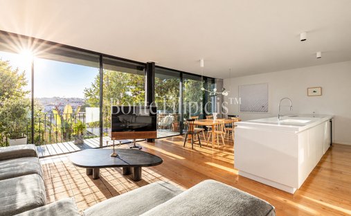 Apartment in Misericordia, Lisbon, Portugal 1