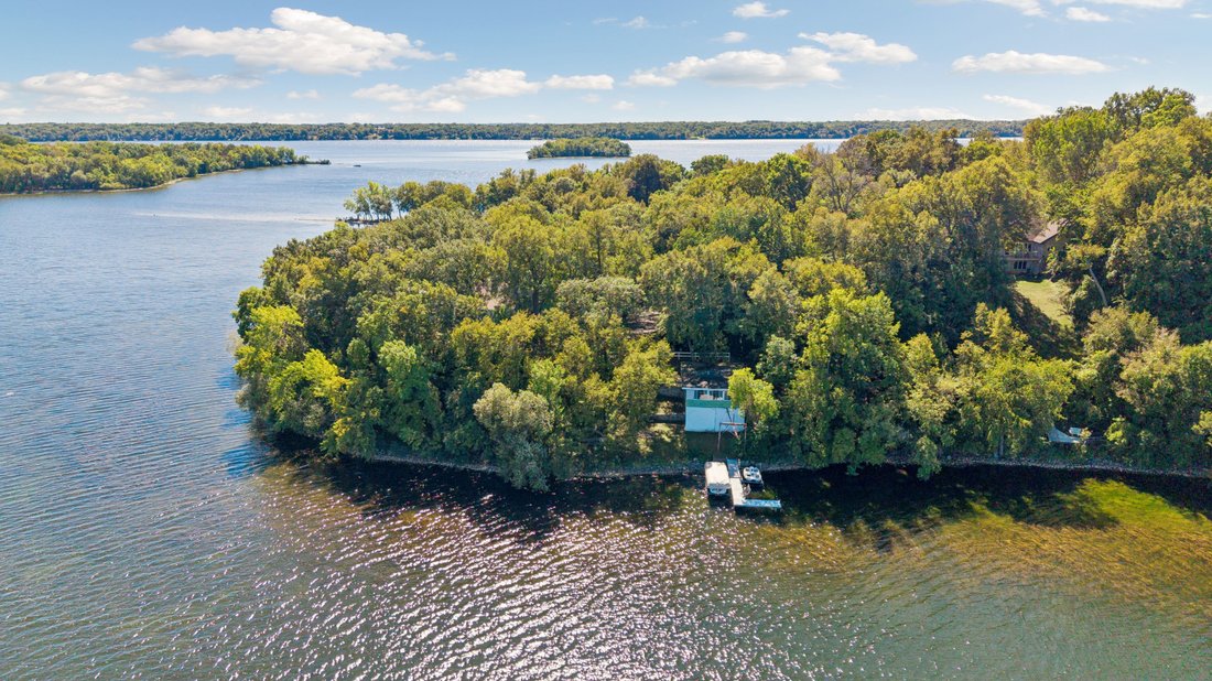Paynesville, Minnesota, United States 1 - 18929543