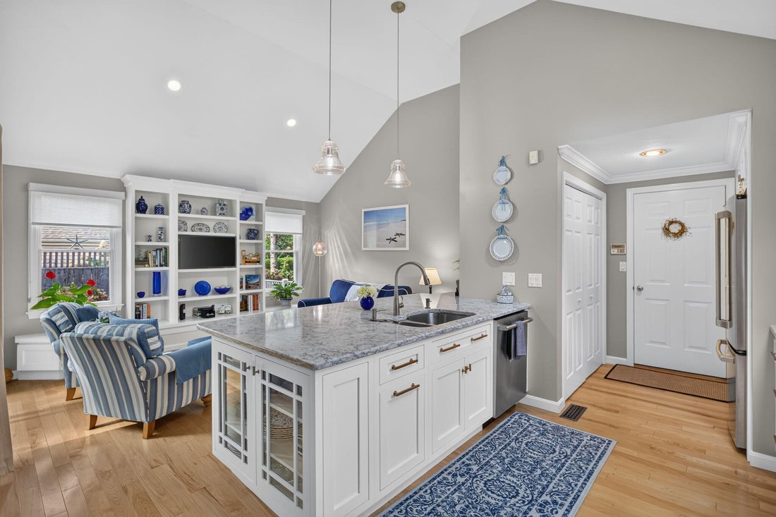 Condo in Yarmouth, Massachusetts, United States 3 - 18929526