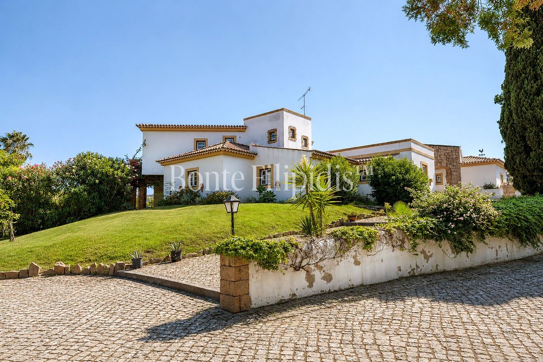Villa in Loures, Lisbon, Portugal 2 - 18929937