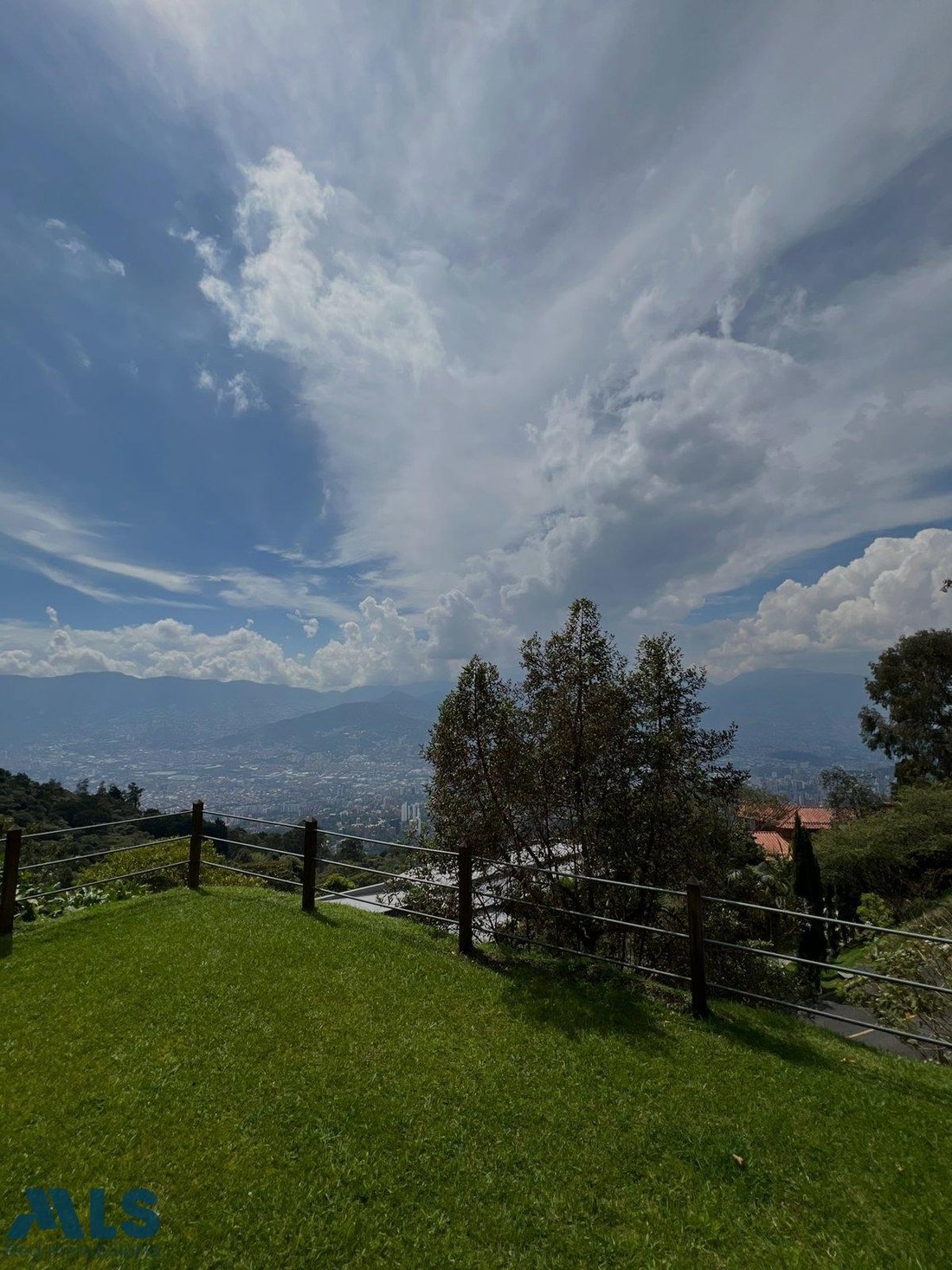 House in Medellín, Antioquia, Colombia 1 - 18928845